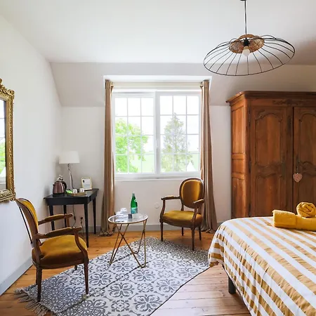 Des Longschamps ベッド・アンド・ブレックファスト Argoeuves