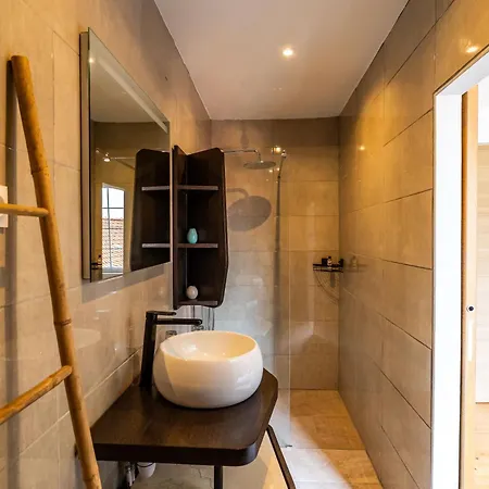 Des Longschamps ベッド・アンド・ブレックファスト