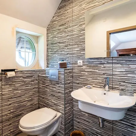 ベッド・アンド・ブレックファスト Des Longschamps 3*